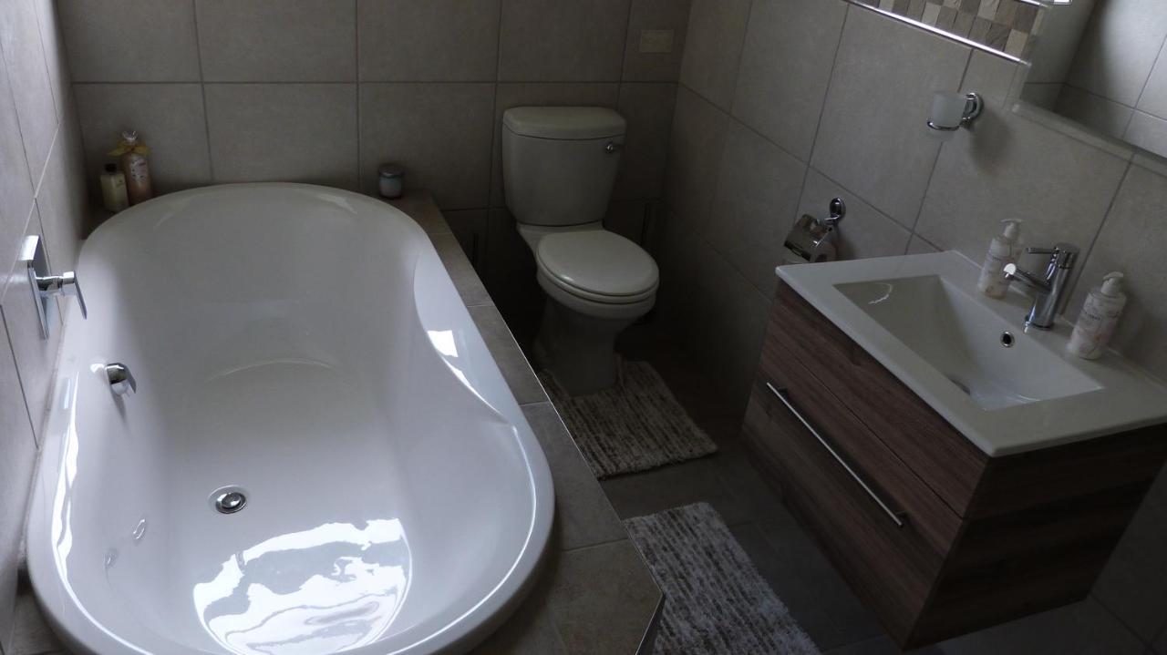 Settle Inn Self Catering Units Colchester Dış mekan fotoğraf